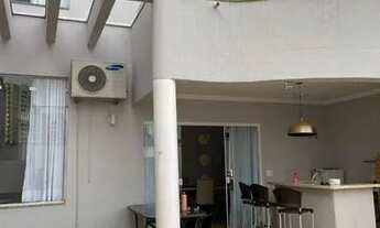 Imagem 4: Casa com 5 dormitórios, 320 m² - venda por R$ 1.399.999,00 ou aluguel por R$ 8.791,67/mês