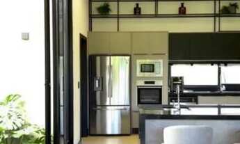 Imagem 5: Casa de condomínio para venda possui 402 metros quadrados com 4 quartos