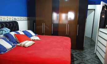 Imagem 2: Eduardo . 3 casas no terreno na região de parelheiros . possui escritura do terreno