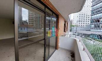 Imagem 3: Excelente Apartamento à Venda. Reformado, 87m2. Ótima Localização na Vila Olímpia