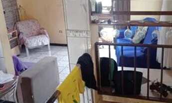 Imagem 5: Casa Triplex 2/4 sendo uma suíte e Garagem