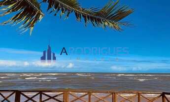 Imagem 3: Casa à beira mar, na praia de Itacimirim