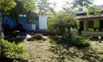 Imagem 4: Casa para Venda em Araruama, Rio do Limão, 6 dormitórios, 1 suíte, 3 banheiros, 3 vagas