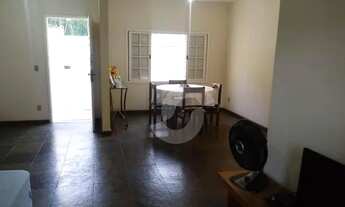 Imagem 6: Casa com 4 dormitórios para alugar, 260 m² por R$ 2.350,00/mês - Pendotiba - Niterói/RJ