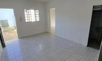 Imagem 2: Casa para aluguel possui 65 metros quadrados com 2 quartos em Setor Urias Magalhães - Goiâ