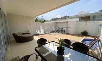 Imagem 4: Casa em Condomínio de Alto Padrão para Locação no bairro Recreio dos Bandeirantes, 4 dormi