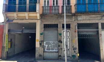 Imagem 2: ÁREA 930m2 TERRENO / 3.145m2 CONSTRUÍDA