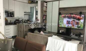 Imagem 2: PORTO ALEGRE - Apartamento Padrão - Cristal