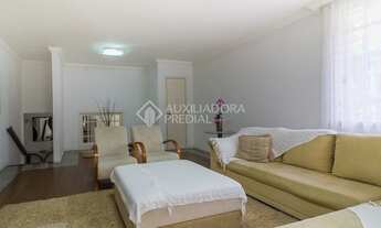 Imagem 2: PORTO ALEGRE - Casa Padrão - Três Figueiras