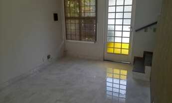 Imagem 3: VENDA Casa Modelo Isabela com 2 Quartos, Ótima Localização, em Condomínio no Villa Flora e