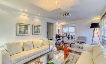 Imagem 2: Apartamento para venda possui 182 metros quadrados com 4 quartos em Moema - São Paulo - SP