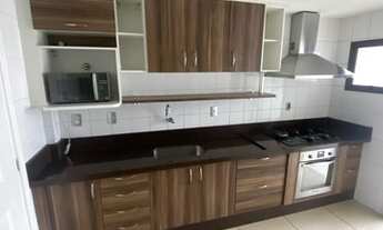 Imagem: Três quartos ( sendo 1 Suite ) /110m2/580