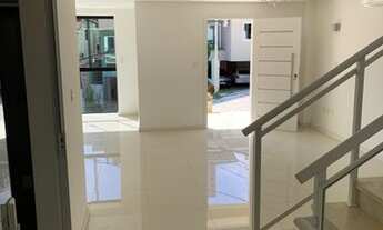 Imagem 5: Casa de condomínio para aluguel e venda com 330 metros quadrados com 4 quartos