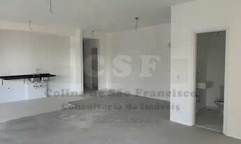 Imagem 3: Apartamento novo, recém entregue as chaves, localização privilegiada. Sala ampliada para 3