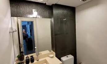 Imagem 4: 3748 - Apartamento 5 suítes em Meia Praia para locação anual