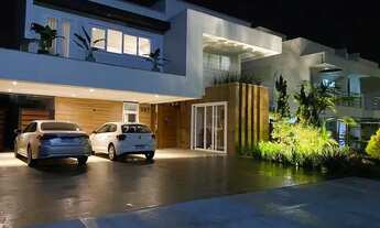 Imagem 3: Casa de condomínio para venda, 407m², dispondo de 4 suítes e 10 vagas, em Parque Verde - B