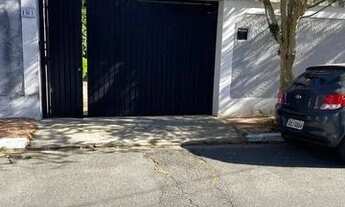 Imagem: Suíte grande mobiliada