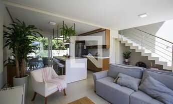 Imagem 4: Casa de Condomínio para Aluguel - Jansen, 2 Quartos, 140 m2