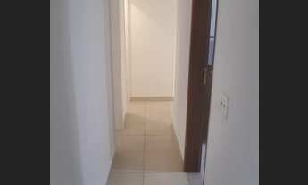 Imagem 7: Apartamento espaçoso e desocupado em rua tranquila e arborizada sem saída e com guarita