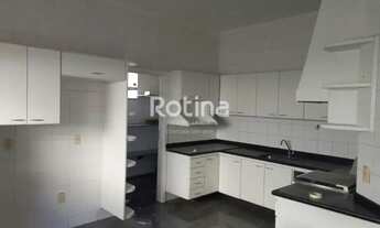 Imagem 3: Casa para aluguel, 4 quartos, 2 suítes, 5 vagas, Jardim Karaíba - Uberlândia/MG