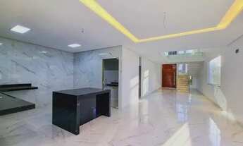 Imagem 2: Aqui, você pode garantir a sua casa em um ambiente sofisticado, seguro e cercado pela natu