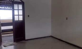 Imagem 2: Casa 2/4 1º andar no ótima Localização