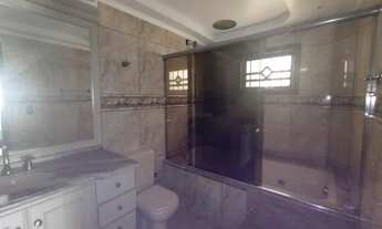 Imagem 7: Lindo Sobrado de esquina Mobiliado REF: C1380