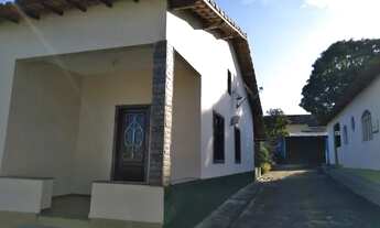 Imagem 2: Casa para Venda em Araruama, Rio do Limão, 6 dormitórios, 1 suíte, 3 banheiros, 3 vagas