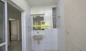 Imagem 2: Apartamento sobre loja com 2 dormitórios para aluguel no bairro Jardim Márcia - Suzano-SP