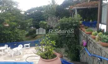 Imagem 3: Casa Duplex com 3 quartos em Araruama. Rua 10 Dr Arnani