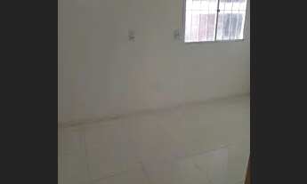 Imagem 2: Casa com 3 quartos, 3 banheiros e portão eletrônico