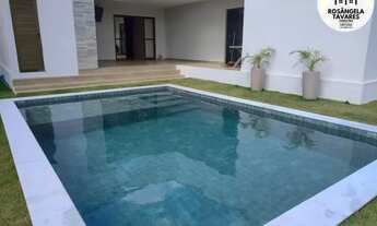 Imagem 3: VENDO Linda Casa em condomínio completo no km 14