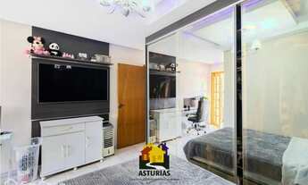 Imagem 7: LINDO SOBRADO PRÓXIMO AO METO NA VILA RÉ