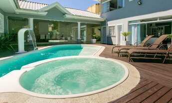 Imagem 3: Casa em Ingleses com piscina disponível para aluguel anual