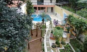 Imagem: Sobrado com 6 dormitórios à venda, 461