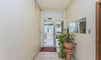 Imagem 3: Apartamento de dois dormitórios no bairro Floresta em Porto Alegre