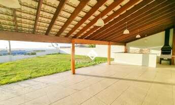 Imagem 2: Exclusiva e Espaçosa Casa para locação em Condomínio fechado no Villa Branca em Jacareí/SP