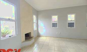 Imagem 2: OPORTUNIDADE: Casa para venda no Condomí­nio Bosques de Grevílea em Vinhedo/SP