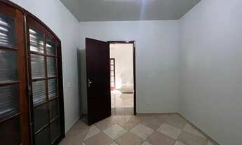 Imagem 7: Apartamento para Venda em Araruama, Bananeiras, 2 dormitórios, 1 banheiro, 1 vaga