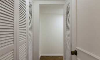 Imagem 7: APARTAMENTO COM 4 DORMITÓRIOS SENDO 2 SUÍTES E 2 VAGAS EM MOEMA