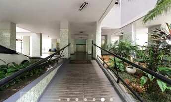 Imagem 3: Alugo apartamento de 2 quartos de 70m2 com suíte ao lado do Carrefour da av. T-9