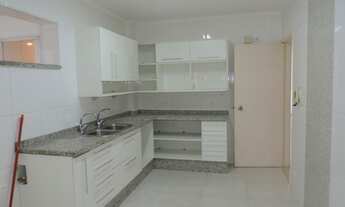 Imagem 3: Apto no Paraíso, em andar alto com 3 dormitórios sendo uma suíte e box com 2 vagas de gara