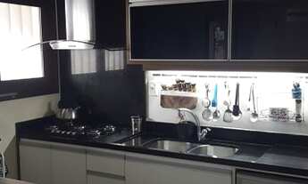 Imagem 5: Sobrado para venda tem 250 metros quadrados e 3 quartos em Tristeza - Porto Alegre - RS