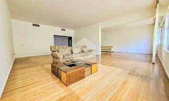 Imagem 3: Apartamento na quadra da praia com 4 quartos em Copacabana