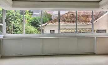 Imagem 3: Apartamento de 2 dormitórios semi-mobiliado, com suíte no bairro Santa Cecília, com VAGA!