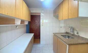 Imagem 3: Apartamento com 2 dormitórios planejados, Sala, Cozinha planejada, e Banheiro com 49 m², a