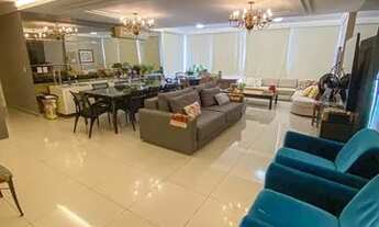 Imagem 2: Apartamento para venda com 186 metros quadrados com 3 quartos em Jóquei