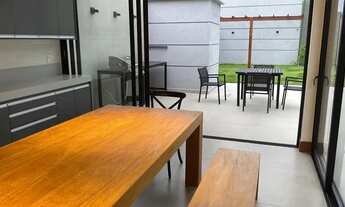 Imagem 4: Casa para aluguel possui 300 metros quadrados com 5 quartos