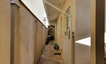 Imagem 5: Casa para Venda em Valinhos, Parque dos Cocais, 3 dormitórios, 1 suíte, 3 banheiros, 2 vag