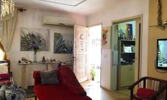 Imagem 2: Casa para Venda - 200m², 3 dormitórios, sendo 1 suites, 2 vagas - Chácara das Pedras